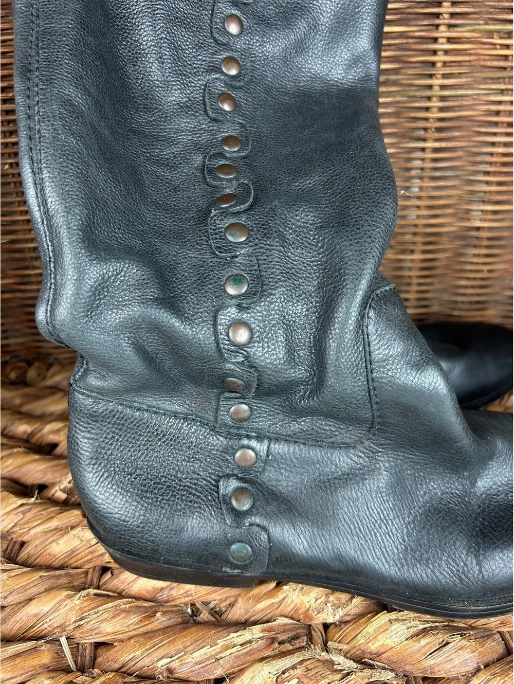 Nine-west vintage Black leather mid-calf boots with side studs